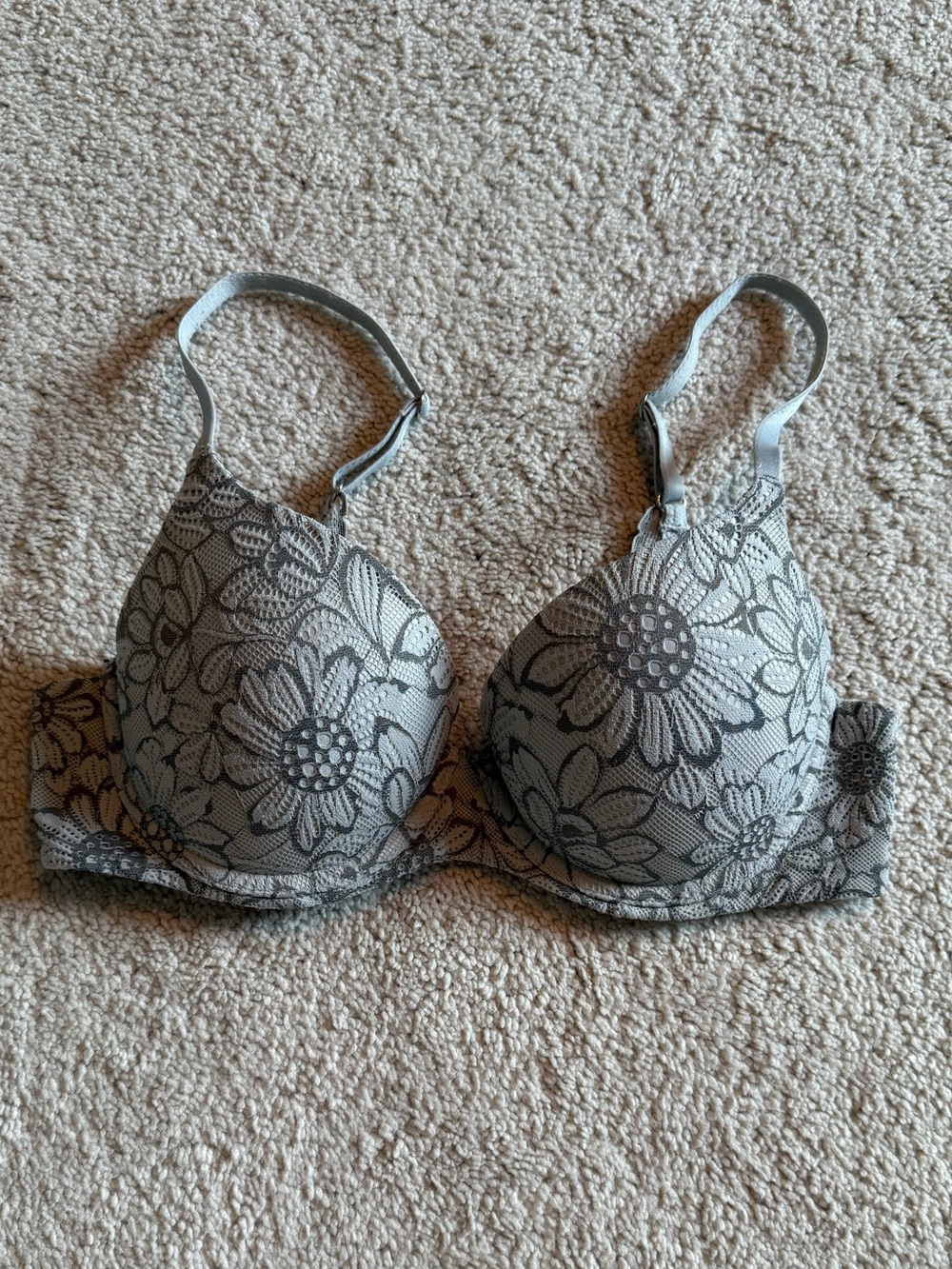 Floral Lace Push-up Bra in Light Gray